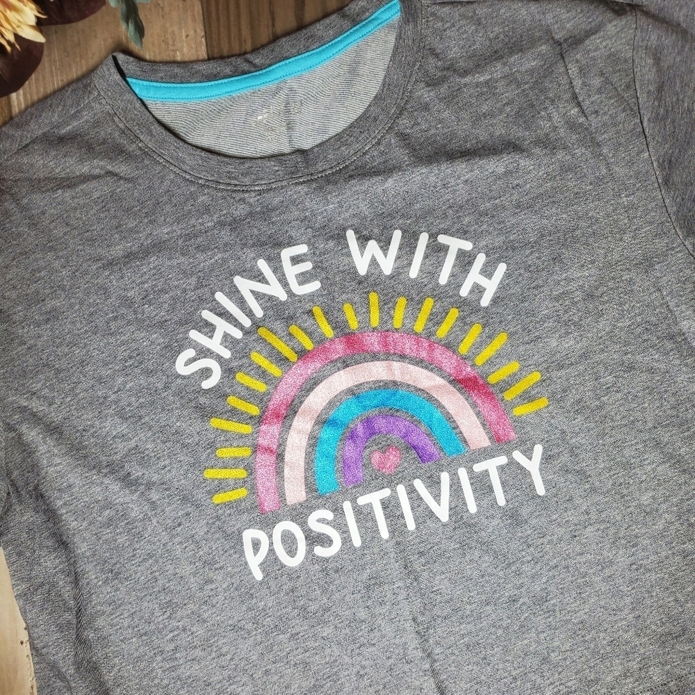 Nwt Bcg Girls Lifestyle Short Sleeve Cropped Positivity Tee Heather Gray Size Xl — image 6 of 8